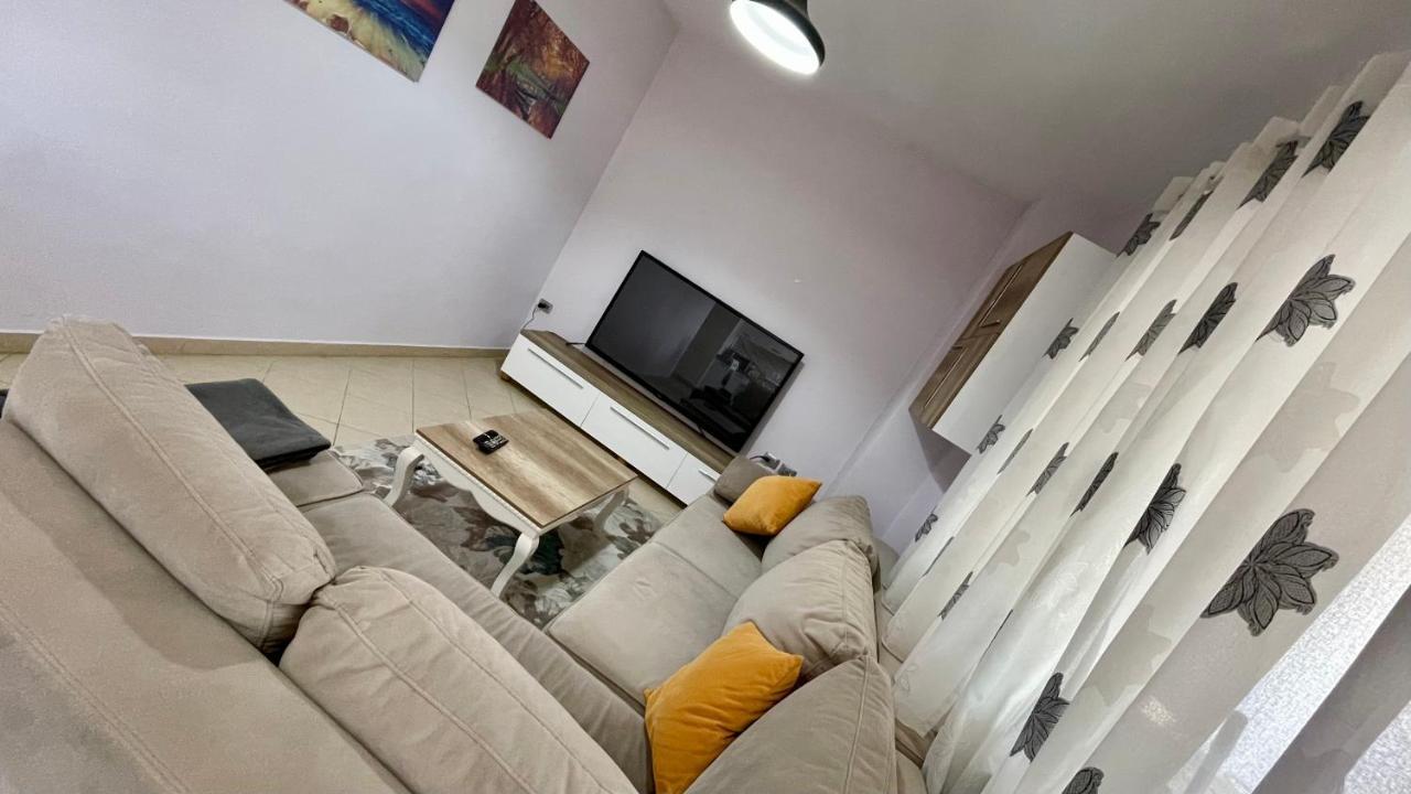 Endri'S Apartments Tiranë Eksteriør bilde
